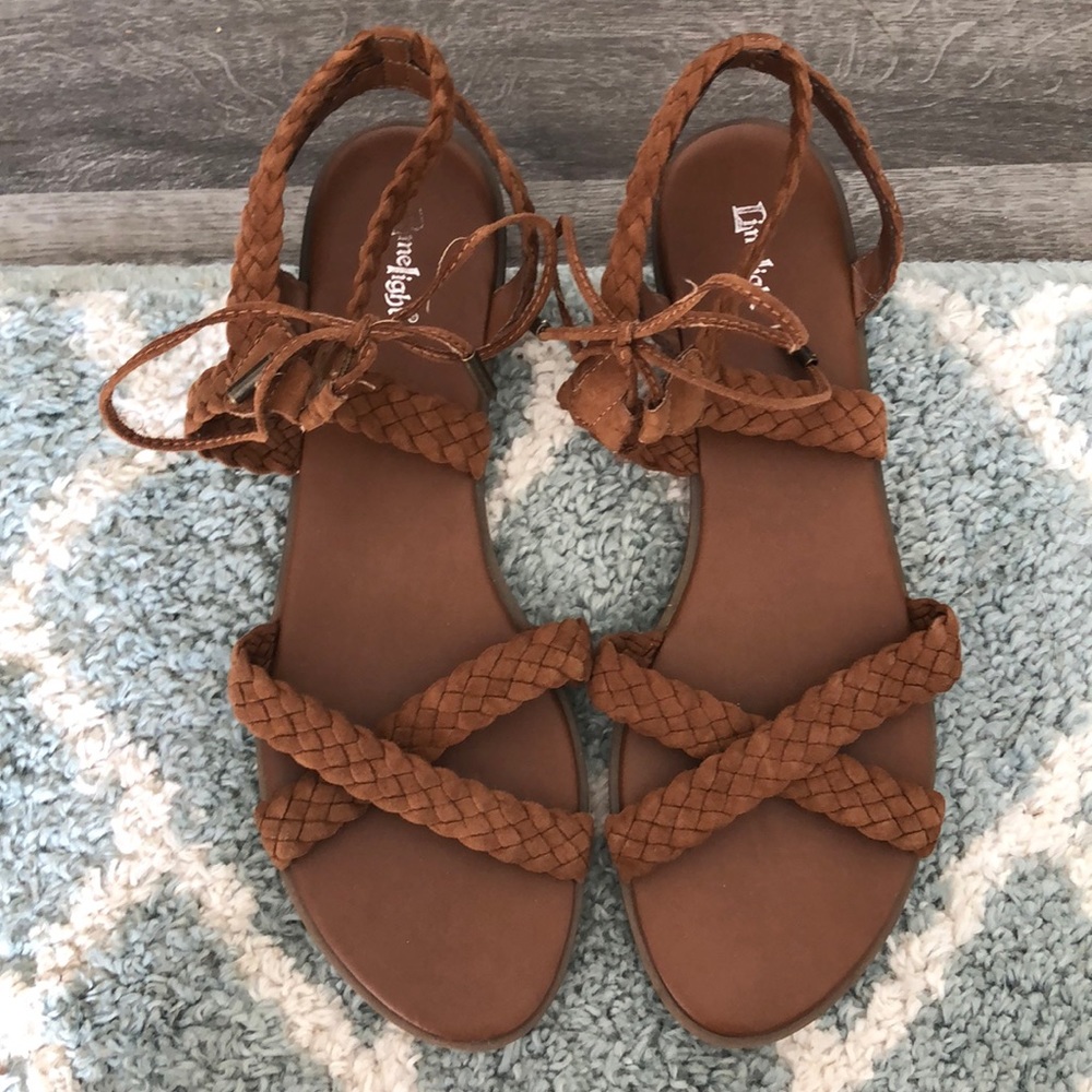 🌼 Spring Sandals 🌼